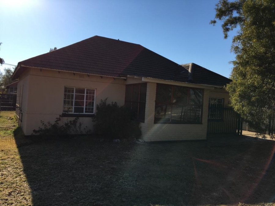 3 Bedroom Property for Sale in Vierfontein Free State